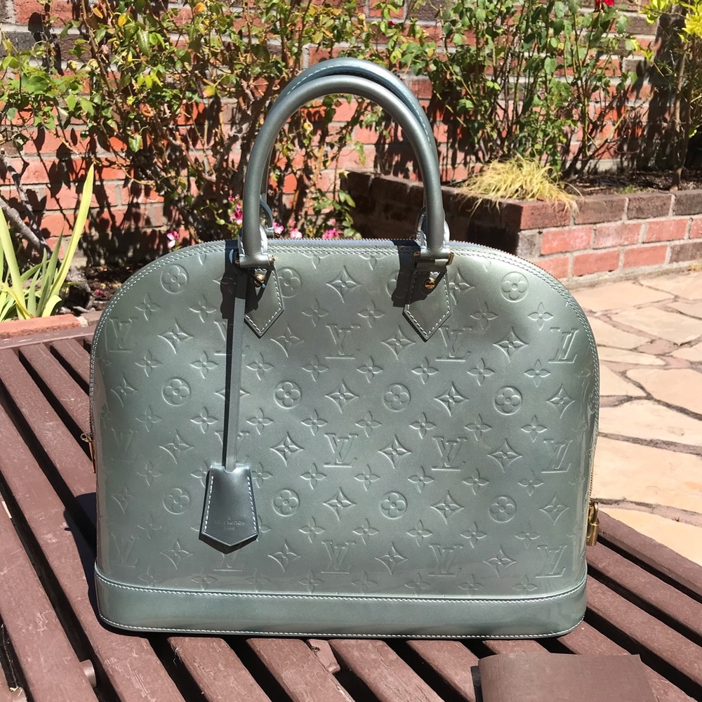 Brand New Louis Vuitton Alma GM Vernis